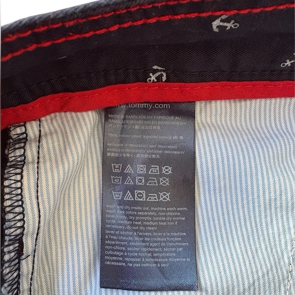 Tommy Hilfiger, Anchor Print Shorts, Size 2, Navy & White - Picture 3 of 12